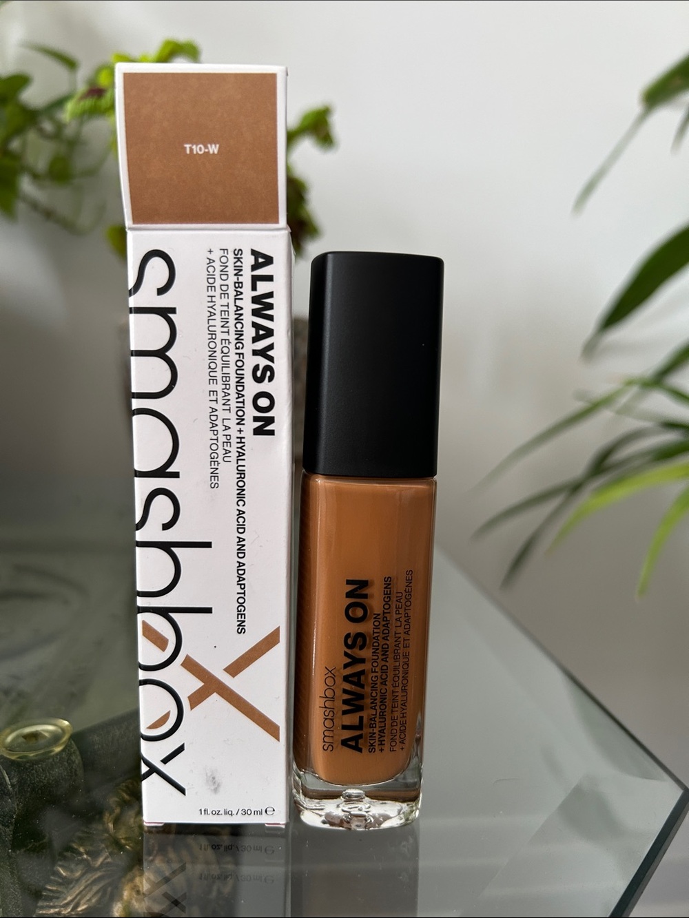 Smashbox Skin Balancing Foundation in T10-W